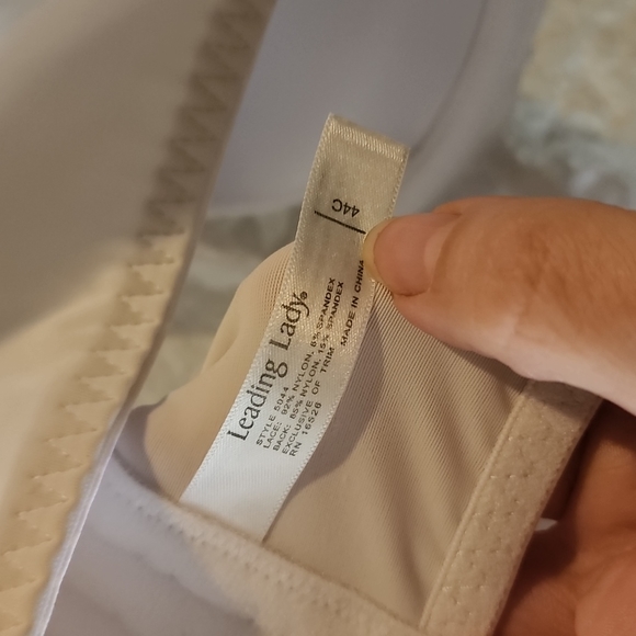 New in Bag -  Leading Lady Scalloped Lace Underwire Full Figure Bra Style 5044 - Picture 8 of 8